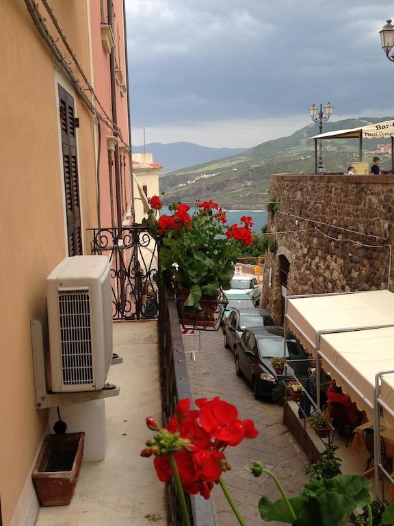 Bed and Breakfast L'Appogghju à Castelsardo Extérieur photo