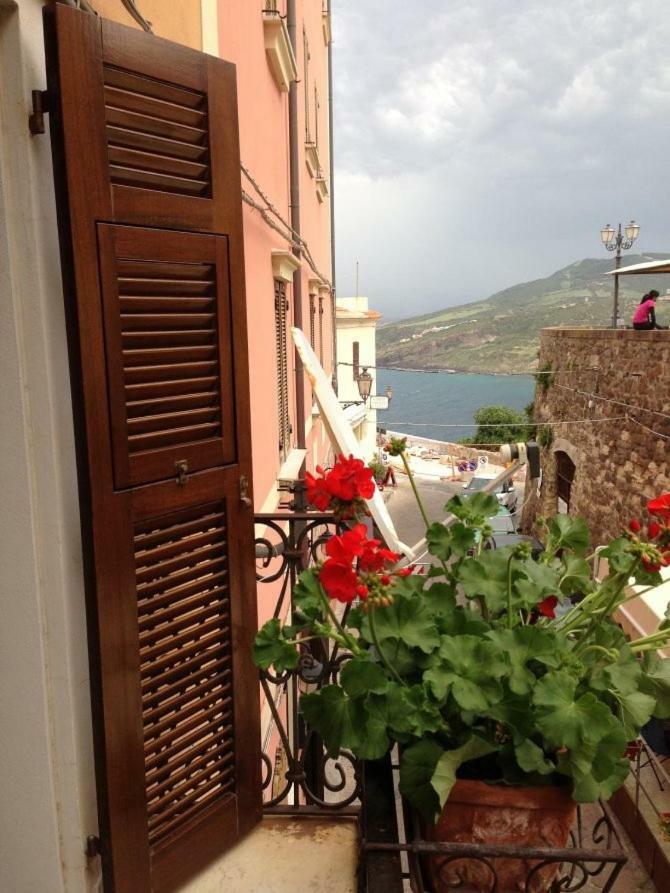 Bed and Breakfast L'Appogghju à Castelsardo Extérieur photo